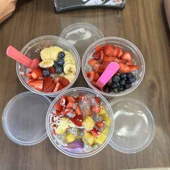 Everbowl - Two Everbowls, and two blue lagoon bowls! Both excellent. - Acai Bowls Near Me - Sparks, Nevada Everbowl - Two Everbowls, and two blue lagoon bowls! Both excellent. - Acai Bowls Near Me - Sparks, Nevada
