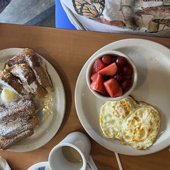 Clarkies Diner - French Toast Combo - Sandwiches Near Me - Yucaipa, California