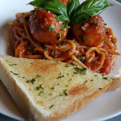 Pomodoro and Meat Balls Pasta