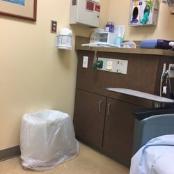 Lakeview Surgery Center - Pre-op room