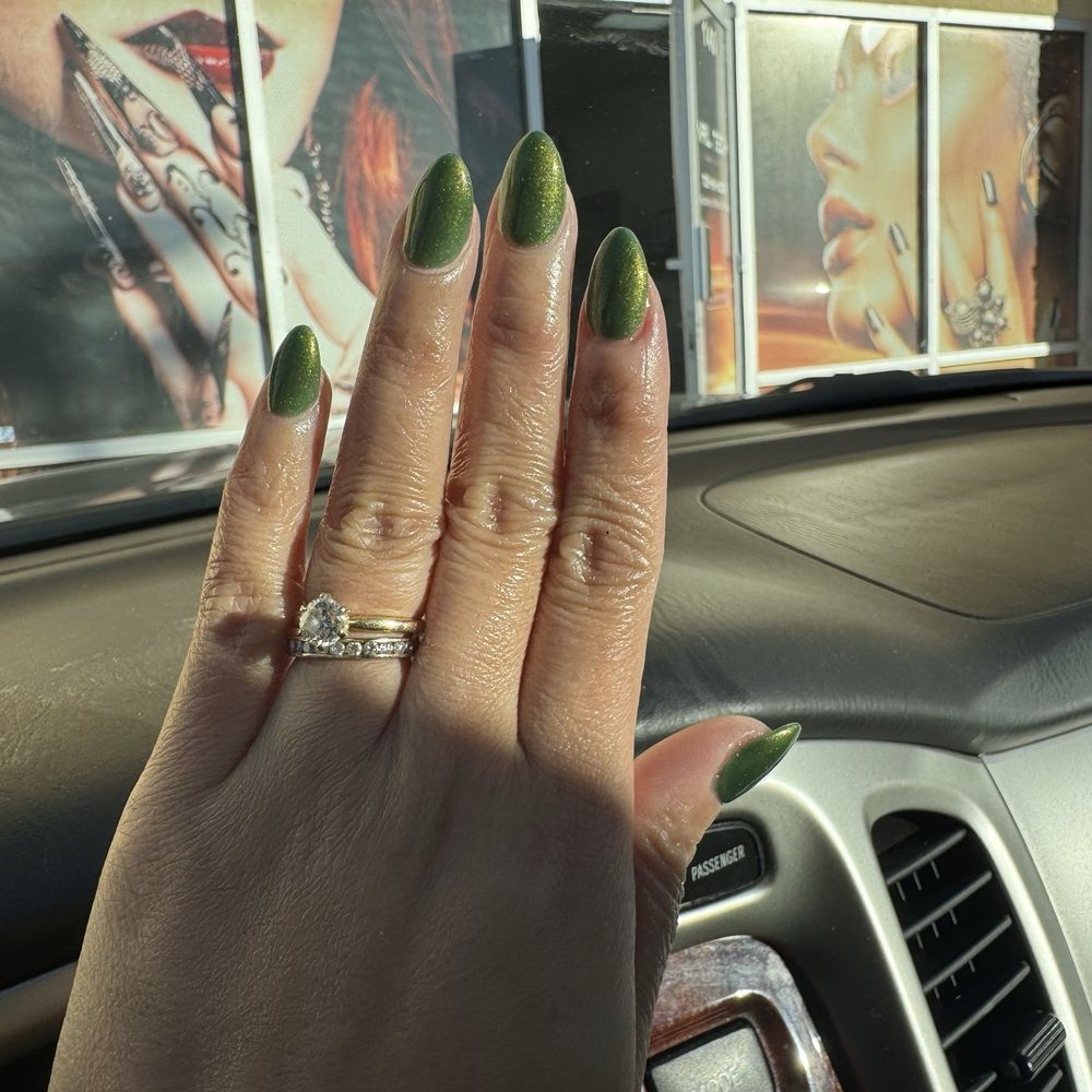 Nail Tech - Nail Salons Near Me - Henderson, Nevada