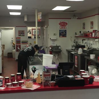 Bruster's Real Ice Cream - Ice Cream & Frozen Yogurt Near Me - Tallahassee, Florida