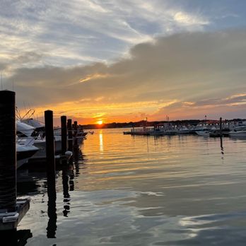 Marina Grille - Sunset - Seafood Near Me - Belmar, New Jersey