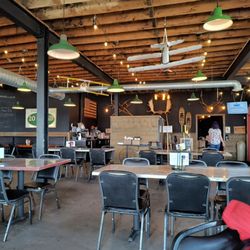 Buddy's on the Beach - Inside