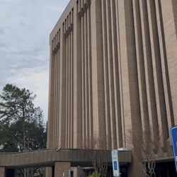Houston Uptown Dentists - Our new building!