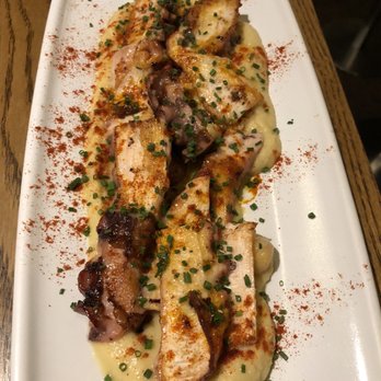 Tapeo - Octopus with chickpeas - Tapas Bars Near Me - Barcelona, B Tapeo - Octopus with chickpeas - Tapas Bars Near Me - Barcelona, B