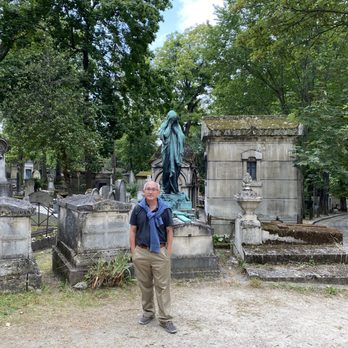 Cimetière du Père Lachaise - Funeral Services & Cemeteries Near Me - Paris, 75