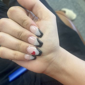 Erie Nails - Nail Salons Near Me - Erie, Pennsylvania