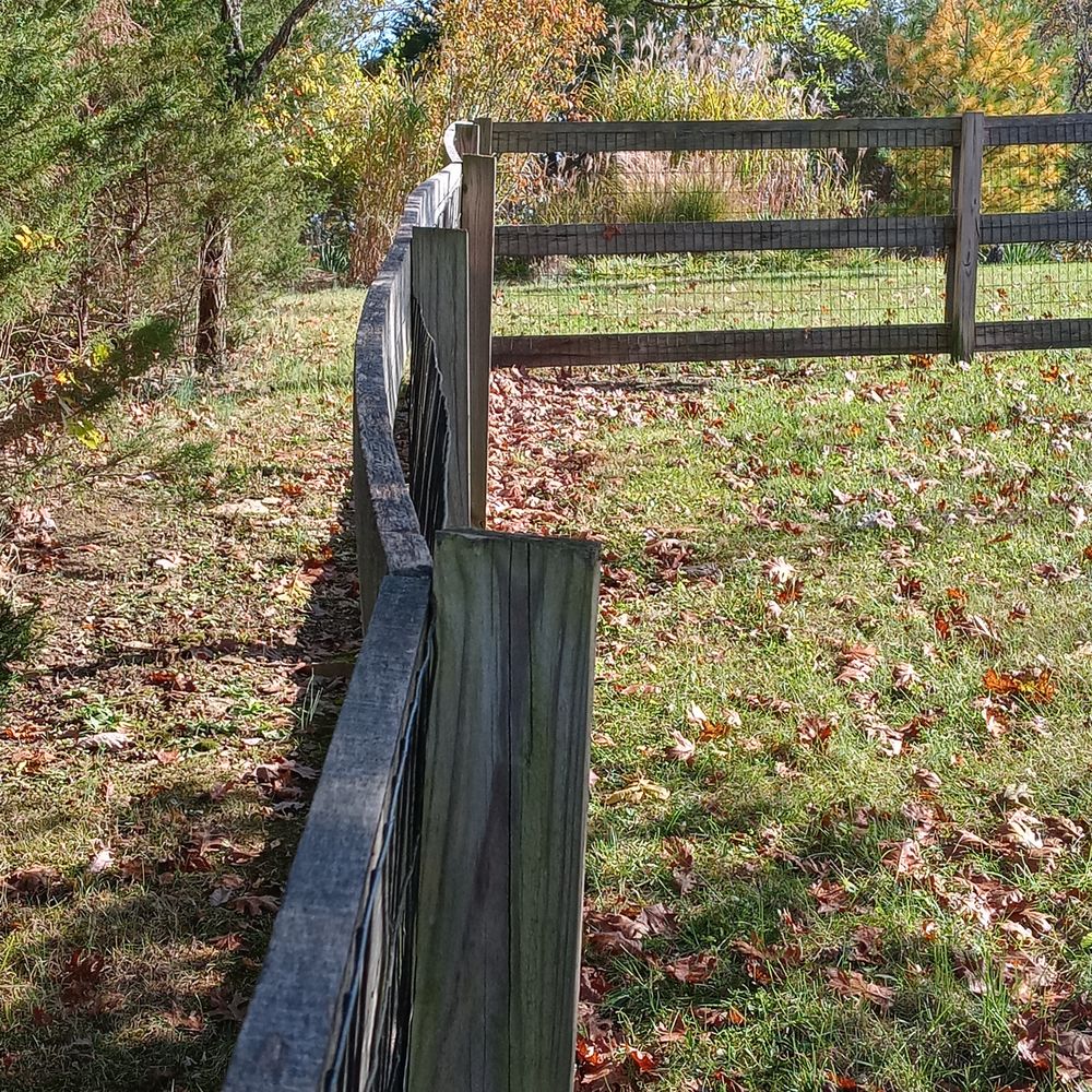 R & M Fence - Fences & Gates Near Me - Walton, Kentucky R & M Fence - Fences & Gates Near Me - Walton, Kentucky