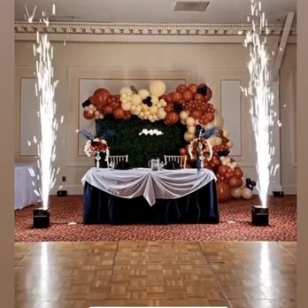 Piña Entertainment DJs Photobooths - DJs Near Me