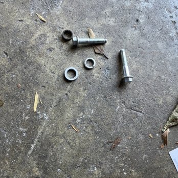 Pacific E-Bike - Incorrect bolts - Bikes Near Me - Berkeley, California