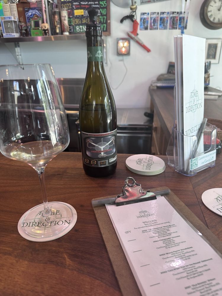 Time & Direction Logo