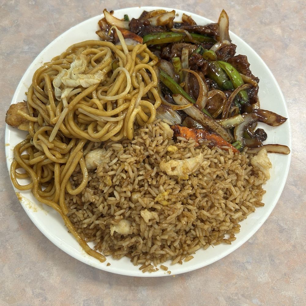 Dragon Palace - Mongolian beef kunch combo - Chinese Near Me - Sacramento, California