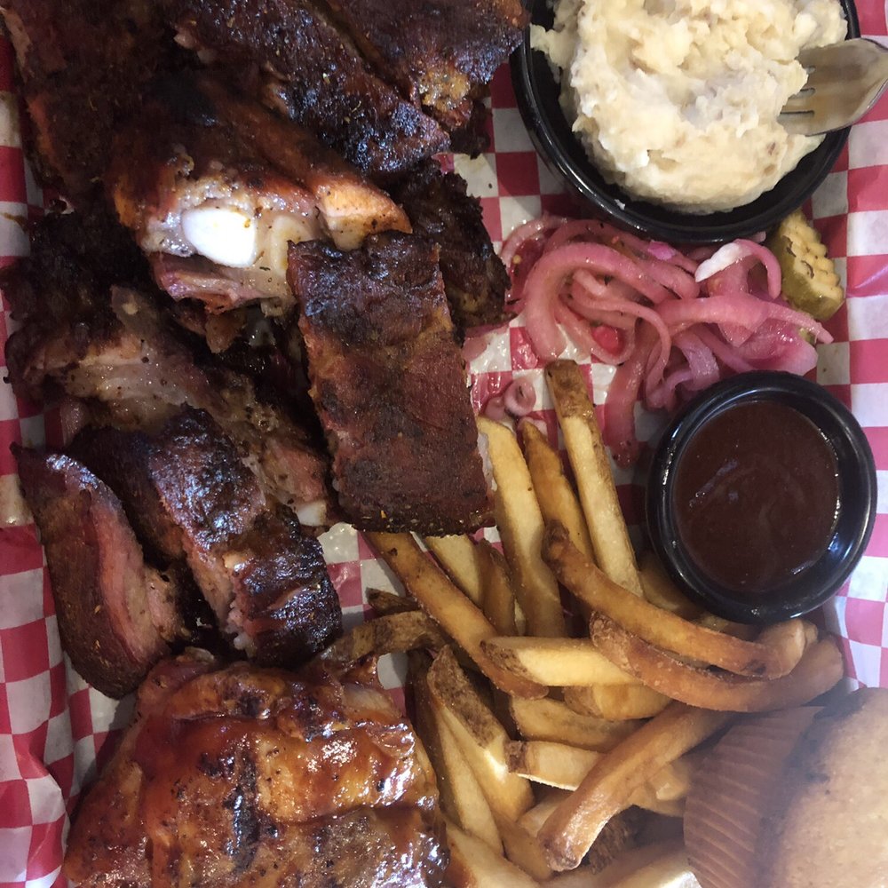 Famous Dave's Bar-B-Que - Barbeque Near Me - Laurel, Maryland Famous Dave's Bar-B-Que - Barbeque Near Me - Laurel, Maryland