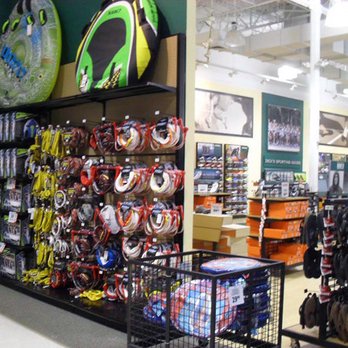 DICK'S Sporting Goods - Sporting Goods Near Me - Mooresville, North Carolina