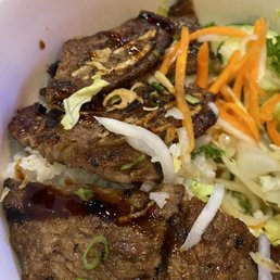 Ribs rice bowl ? Ribs rice bowl ?