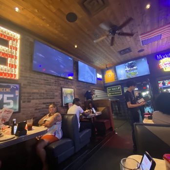 Bubba's 33 - American Near Me - Killeen, Texas