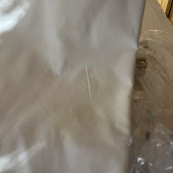 Foxy's Cleaners - Oil stains not removed! - Laundry Services Near Me - Sherman Oaks, California Foxy's Cleaners - Oil stains not removed! - Laundry Services Near Me - Sherman Oaks, California