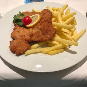 Restaurant Rheinfelderhof - Lecker Schnitzel - Swiss Food Near Me - Basel, BS Restaurant Rheinfelderhof - Lecker Schnitzel - Swiss Food Near Me - Basel, BS