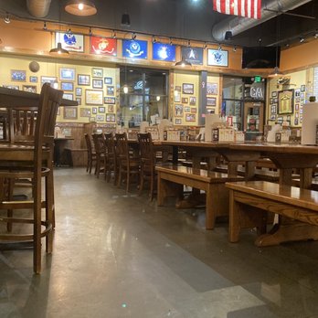 Mission BBQ - Dining Area - Barbeque Near Me - Gainesville, Virginia