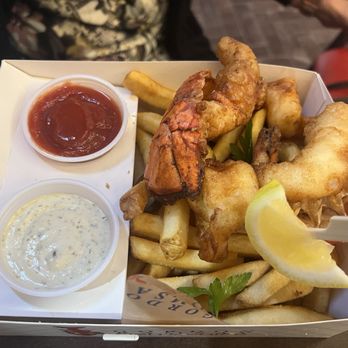 Gordon Ramsay Fish & Chip - Lobster and shrimp - Seafood Near Me - Reno, Nevada Gordon Ramsay Fish & Chip - Lobster and shrimp - Seafood Near Me - Reno, Nevada