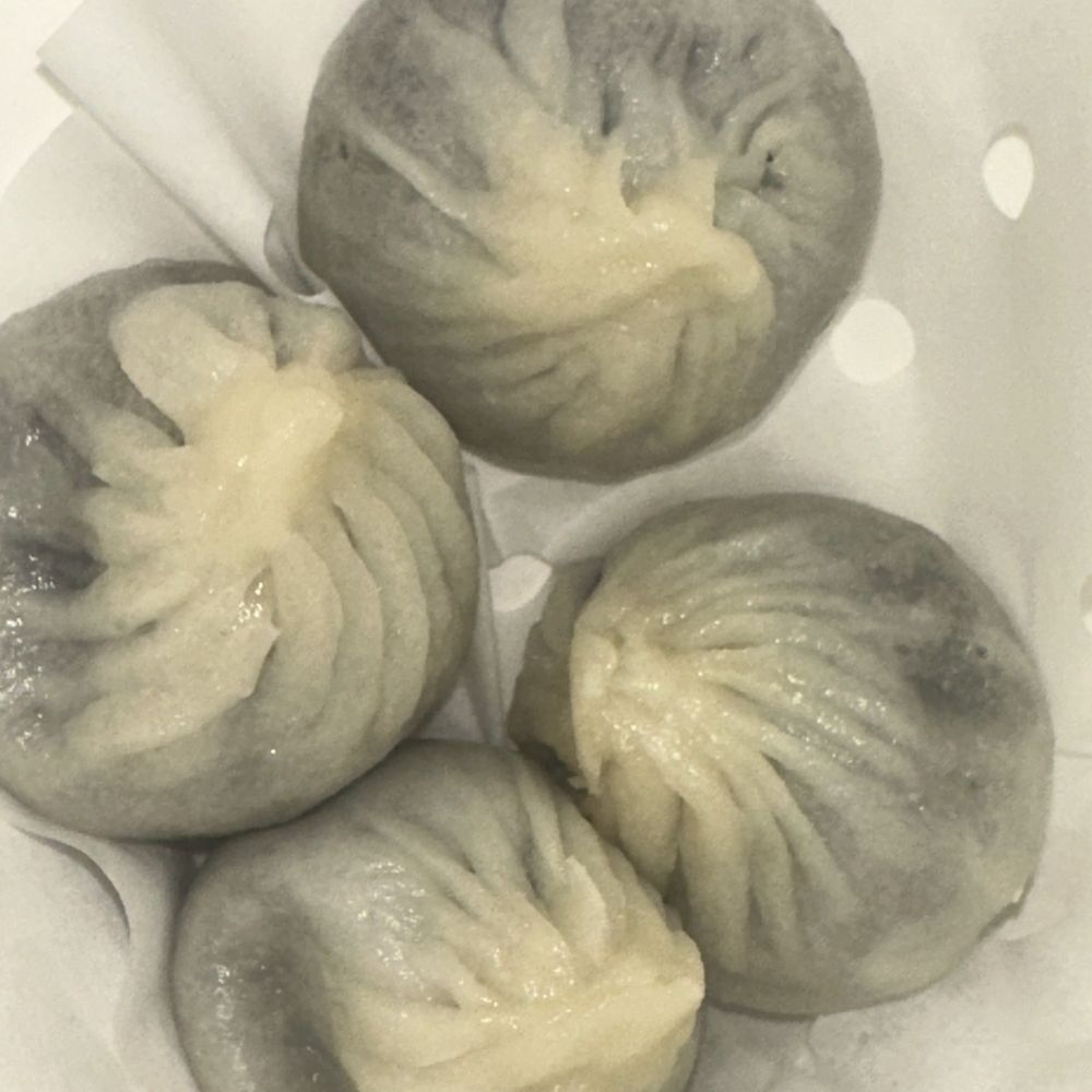 Din Ding Dumpling House - Strawberry & chocolate dumplings - Dim Sum Near Me - Fremont, California Din Ding Dumpling House - Strawberry & chocolate dumplings - Dim Sum Near Me - Fremont, California