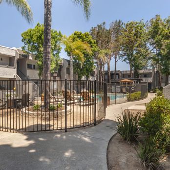 Scripps Poway - Apartments Near Me - Poway, California