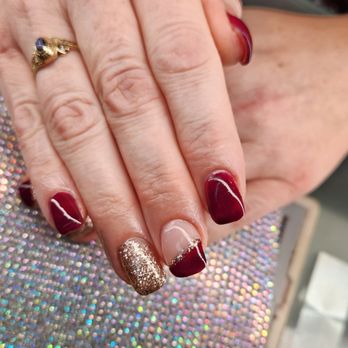 Creative Nail Salon - Nail Salons Near Me - Berwyn, Illinois