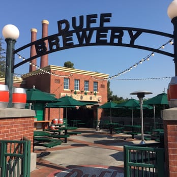 Duff Brewery Beer Garden - Beer Gardens Near Me - Universal City, California