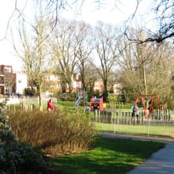 Dyke Road Park - Borders and children's play area