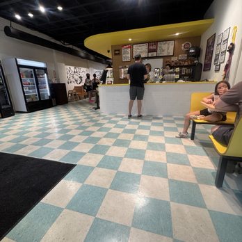 Herby's Burgers - Lobby - Burgers Near Me - Dallas, Texas Herby's Burgers - Lobby - Burgers Near Me - Dallas, Texas