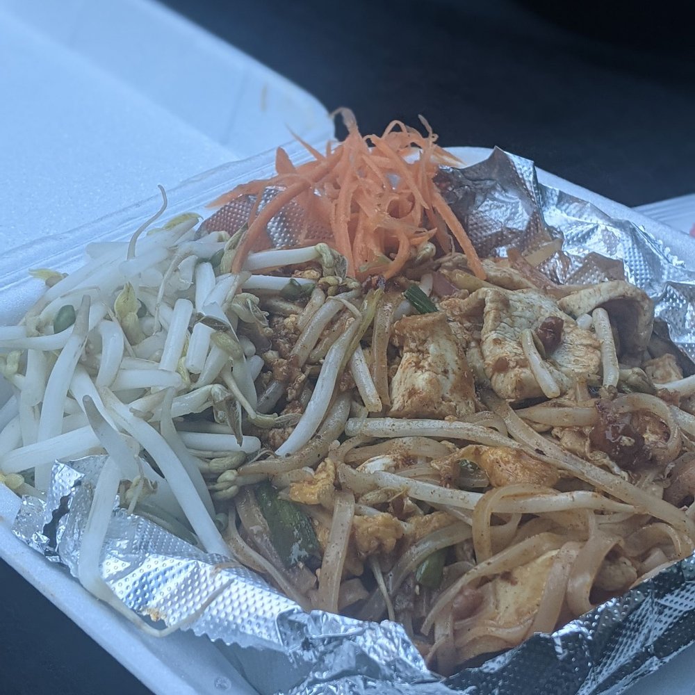 Ginger Thai Cuisine - Pad thai - Thai Near Me - Dallas, Texas