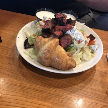 J Peters Grill & Bar - Steak Salad - New American Near Me - Lavonia, Georgia J Peters Grill & Bar - Steak Salad - New American Near Me - Lavonia, Georgia