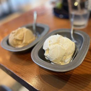 Campsite Brewing Company - Scoops on Tap ice cream (salted caramel and vanilla) - Brewpubs Near Me - Covina, California
