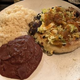 Side of rice and beans with vegetariana pupusa Side of rice and beans with vegetariana pupusa