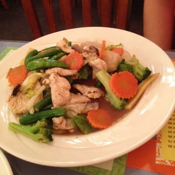 Thai Deelish - Chicken with vegetables - Thai Near Me - Ashburn, Virginia Thai Deelish - Chicken with vegetables - Thai Near Me - Ashburn, Virginia