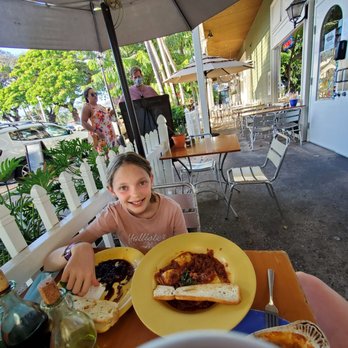 Penne Pasta Cafe - Front Patio - Italian Near Me - Lahaina, Hawaii Penne Pasta Cafe - Front Patio - Italian Near Me - Lahaina, Hawaii