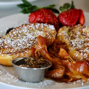 SugarJam The Southern Kitchen - Parisian French Toast w/ Rum Pecan Maple Syrup - Breakfast & Brunch Near Me - Scottsdale, Arizona SugarJam The Southern Kitchen - Parisian French Toast w/ Rum Pecan Maple Syrup - Breakfast & Brunch Near Me - Scottsdale, Arizona