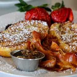 SugarJam The Southern Kitchen - Parisian French Toast w/ Rum Pecan Maple Syrup
