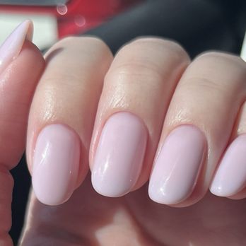 Marina Ch Nails - Soft pink nails in the sun. - Nail Technicians Near Me Marina Ch Nails - Soft pink nails in the sun. - Nail Technicians Near Me