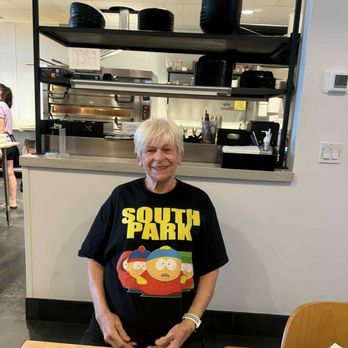 How Ya Dough'n Pizza - Me in my new T-Shirt, fire oven behind me - Pizza Near Me - Boynton Beach, Florida How Ya Dough'n Pizza - Me in my new T-Shirt, fire oven behind me - Pizza Near Me - Boynton Beach, Florida