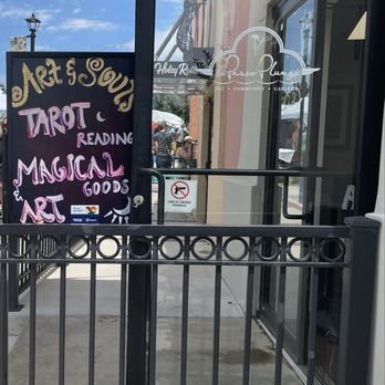 Paseo Arts District - Medium and tarot readings - Art Galleries Near Me - Oklahoma City, Oklahoma Paseo Arts District - Medium and tarot readings - Art Galleries Near Me - Oklahoma City, Oklahoma