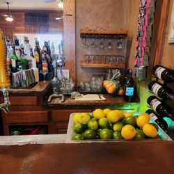 Juicer- freshly squeezed juice drinks