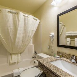 Boarders - Bathroom