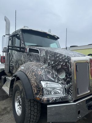 Semi Tractor Trailer Wraps - With yeaars of experience in the wrapping industry, Project Signs team brings a unique vision and a deep understanding of design principles. A master of materials and techniques, ensures that every wrap is executed with precision. Teams attention to detail guarantees that our standards are consistently met.
Together, we form a cohesive team driven by a shared goal: to provide you with the best wrapping solutions tailored to your unique needs. We take pride in our collaborative approach, working closely with clients to ensure that every project reflects their vision and exceeds expectations. Semi Tractor Trailer Wraps - With yeaars of experience in the wrapping industry, Project Signs team brings a unique vision and a deep understanding of design principles. A master of materials and techniques, ensures that every wrap is executed with precision. Teams attention to detail guarantees that our standards are consistently met.
Together, we form a cohesive team driven by a shared goal: to provide you with the best wrapping solutions tailored to your unique needs. We take pride in our collaborative approach, working closely with clients to ensure that every project reflects their vision and exceeds expectations.