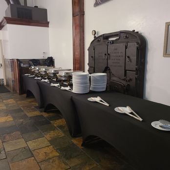 Lodi Beer Co - Buffet table - Breweries Near Me - Lodi, California