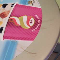 Menchie's Frozen Yogurt