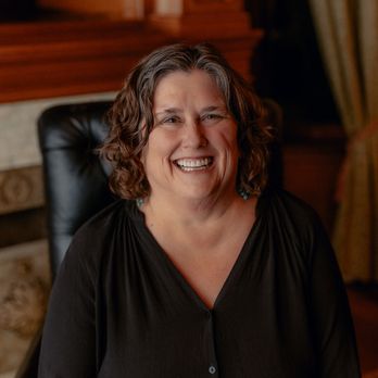 Leah Evans Photography - Headshots Lawrence KS - Session Photography Near Me