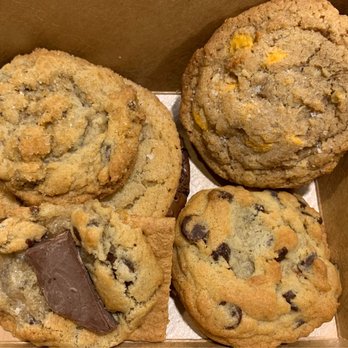 Hello Robin - They all look the same, but they all taste so different! - Bakeries Near Me - Seattle, Washington Hello Robin - They all look the same, but they all taste so different! - Bakeries Near Me - Seattle, Washington