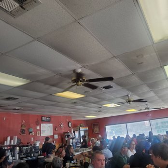 Thousand Oaks Café - Restuarant with 1 waitress. - Mexican Near Me - San Antonio, Texas Thousand Oaks Café - Restuarant with 1 waitress. - Mexican Near Me - San Antonio, Texas